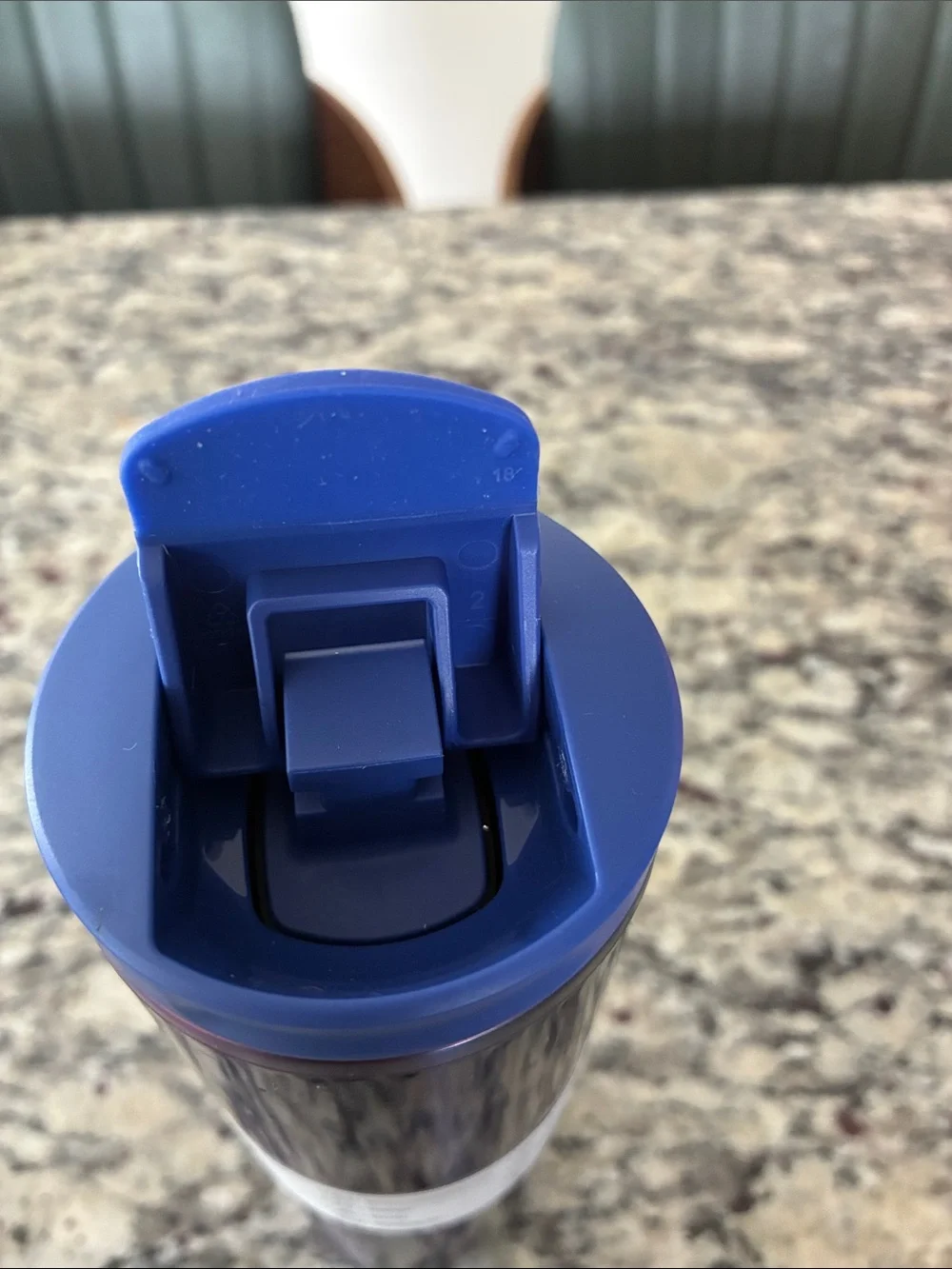 Stanley Blue FlipTop Travel Mug - Picture 3 of 4